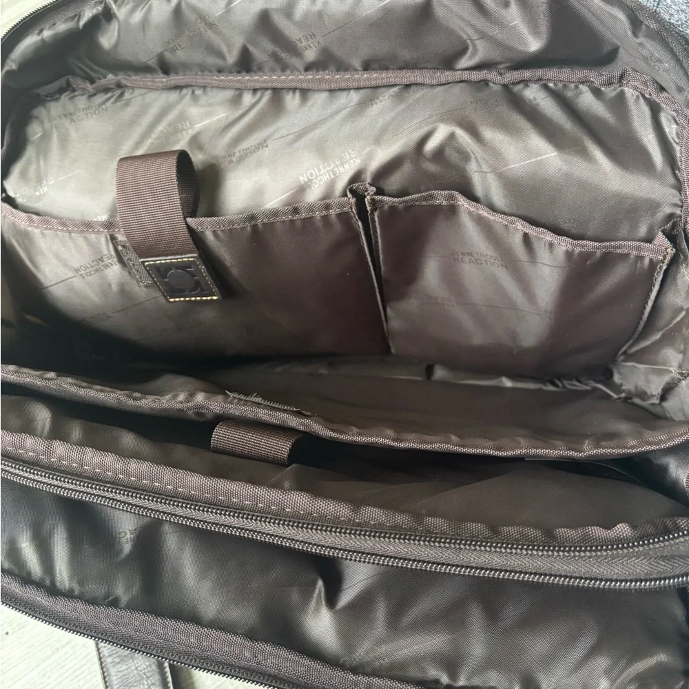 Kenneth Cole Reaction Genuine Brown Leather Business Portfolio Messenger Bag